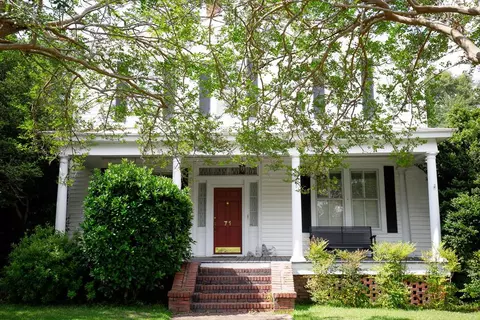 71 Richards St, Denmark, SC 29042 photo 2