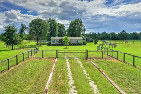 1178 Weeks Rd, Williston, SC 29853 photo 2