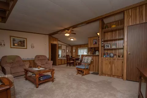 2369 Lake Dr, Williston, SC 29853 photo 4