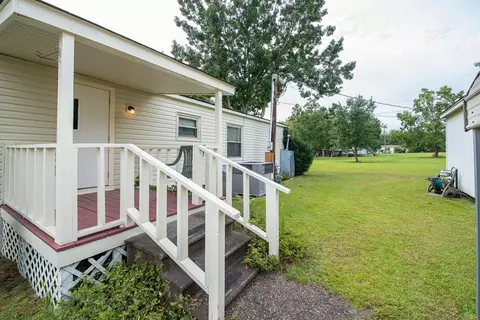 2369 Lake Dr, Williston, SC 29853 photo 20