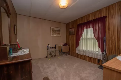 2369 Lake Dr, Williston, SC 29853 photo 18