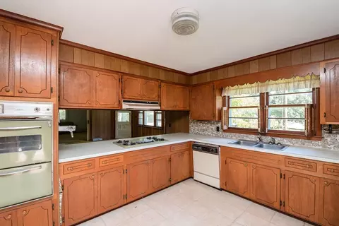 609 Springfield Rd, Springfield, SC 29146 photo 10