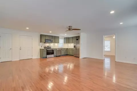 471 Cedar Dr, Windsor, SC 29856 photo 4