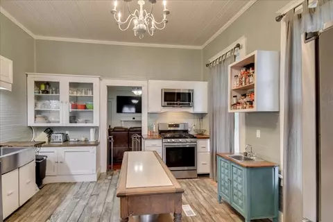 4671 West St, Williston, SC 29853 photo 13