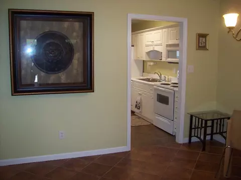 527 Edgecliff Ln, Evans, GA 30809 photo 8