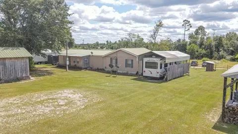 511 Cherry Tree Rd, Williston, SC 29853 photo 4