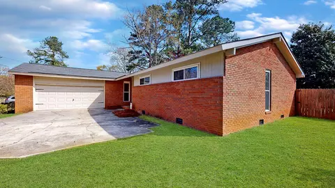 1214 Eisenhower Dr, Augusta, GA 30904 photo 3
