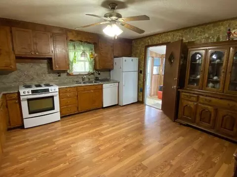50 Ronald St, Williston, SC 29853 photo 7