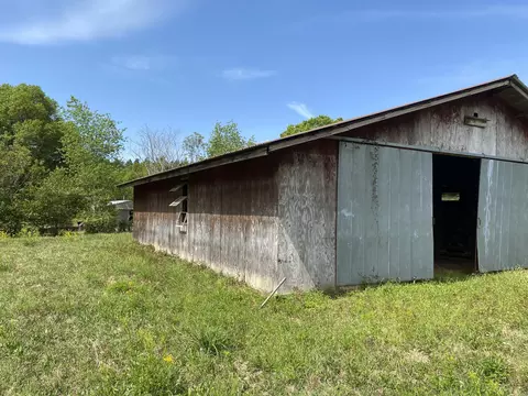 4074 Dunbarton Rd, Williston, SC 29853 photo 2