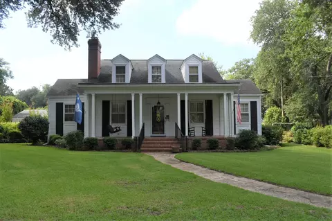 106 Simms St, Barnwell, SC 29812