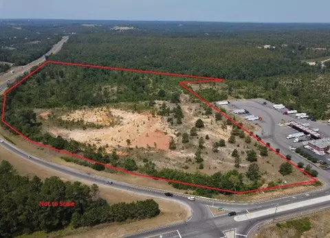 48 Bettis Academy Rd, Graniteville, SC 29829