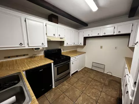 305 Maple St, Edgefield, SC 29824 photo 7