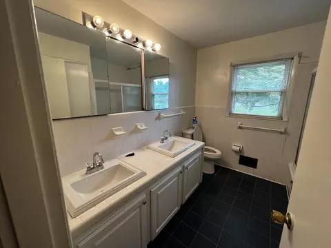 305 Maple St, Edgefield, SC 29824 photo 14
