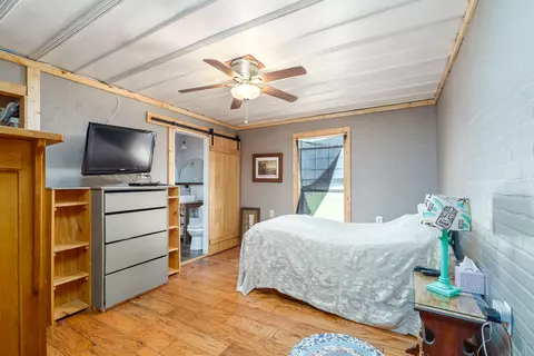108 Webbs Pond Rd, Williston, SC 29853 photo 7