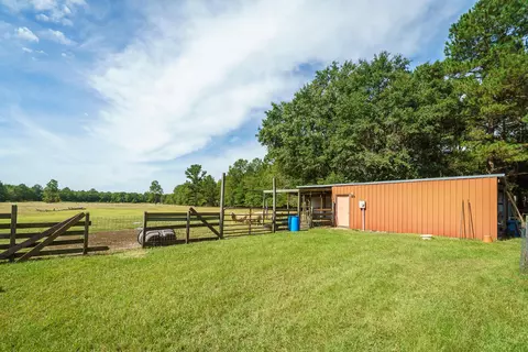 108 Webbs Pond Rd, Williston, SC 29853 photo 12