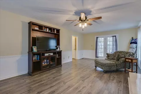 322 E Hedge Rd, Aiken, SC 29801 photo 9