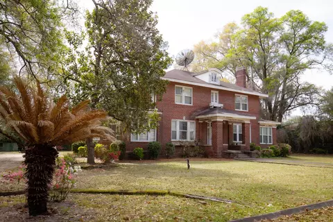 923 Midway St, Bamberg, SC 29003