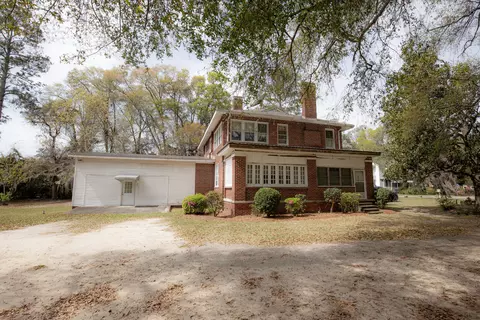 923 Midway St, Bamberg, SC 29003 photo 3