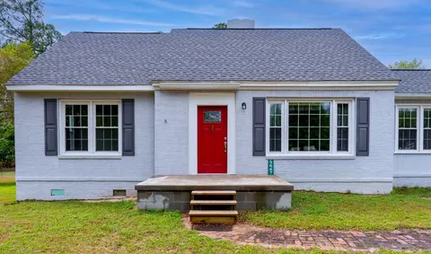 5667 Springfield Rd, Williston, SC 29853 photo 2