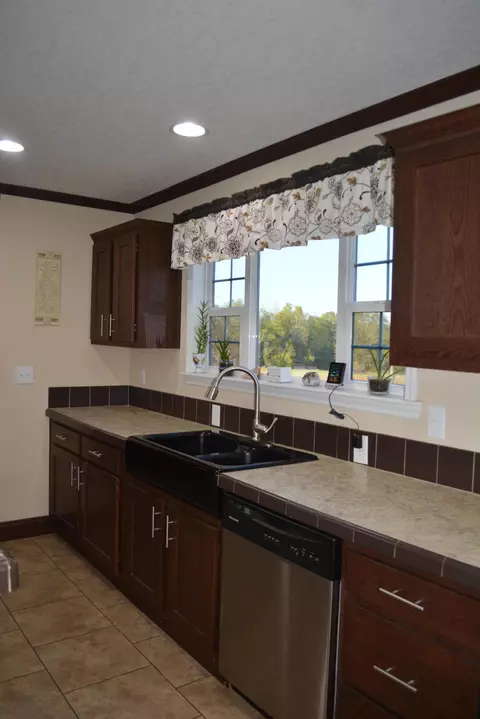 1976 Spring Hill Rd, Gilbert, SC 29054 photo 5