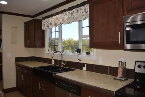 1976 Spring Hill Rd, Gilbert, SC 29054 photo 4