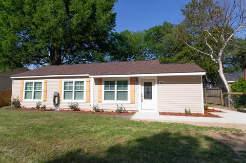 908 Mockingbird Ln, Aiken, SC 29803