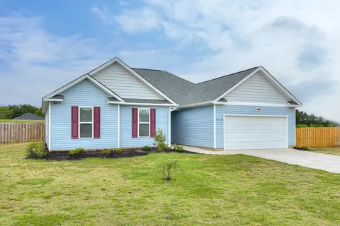 610 Pine St, Warrenville, SC 29851