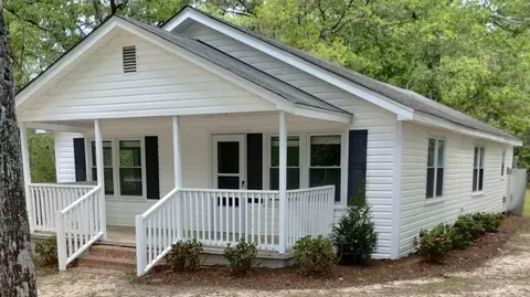 1845 Saint Matthews Rd, Swansea, SC 29160