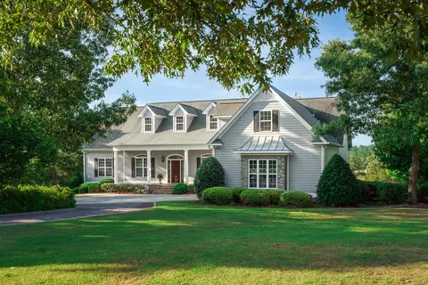 487 Chestnut Brown Ct, Warrenville, SC 29851