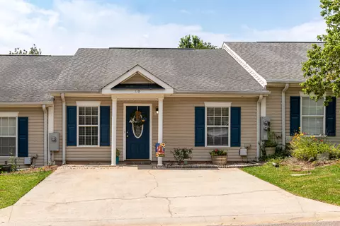 119 W Middlebury Ln SW, Aiken, SC 29803