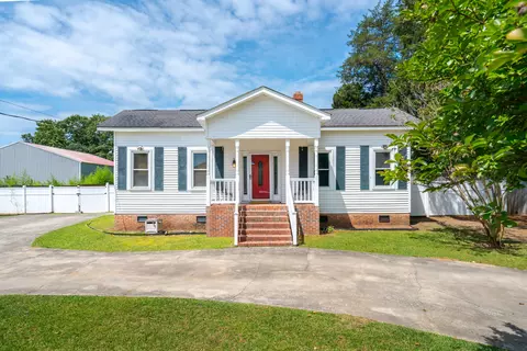 85 Virginia Ave, Barnwell, SC 29812
