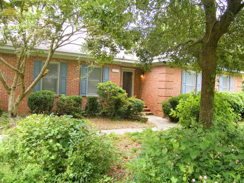 3025 Champagne Dr, Aiken, SC 29803