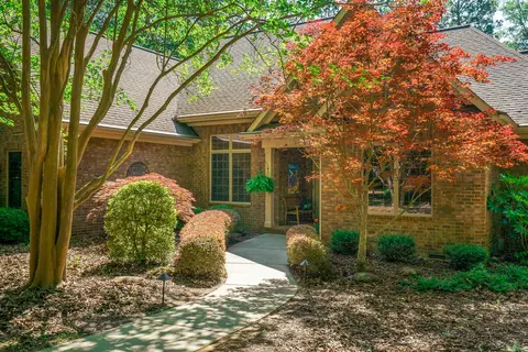 136 Hideaway Ln, Wagener, SC 29164