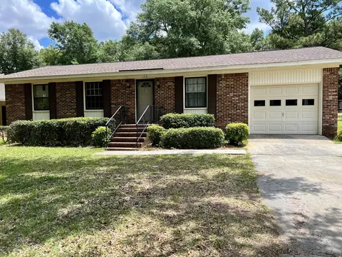126 Oriole Dr, Barnwell, SC 29812