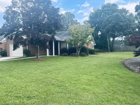 404 Landing Dr, Aiken, SC 29803