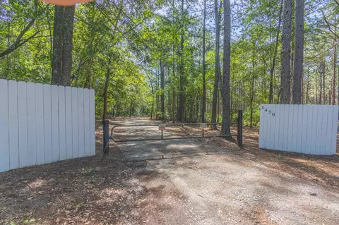 3430 Camp Rawls Rd, Wagener, SC 29164
