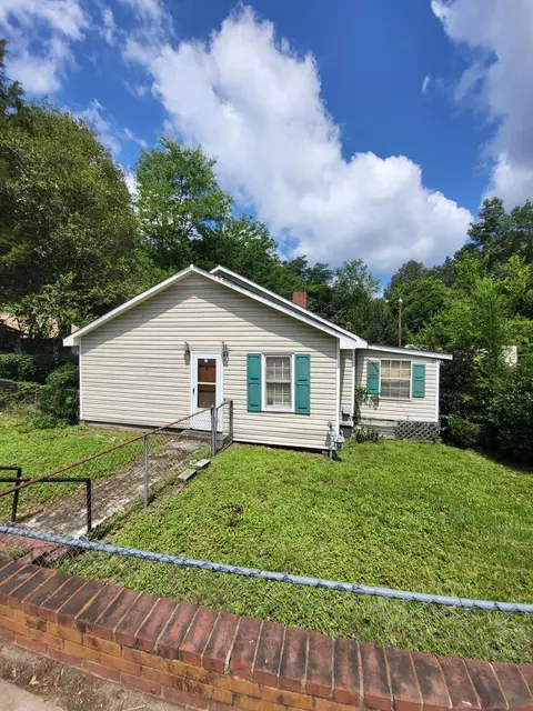 1406 Augusta Rd, Warrenville, SC 29851