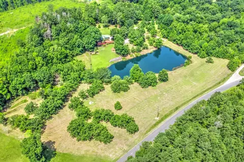 688 Lanham Rd, Edgefield, SC 29824 photo 3
