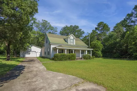 157 Johnston Hwy, Trenton, SC 29847