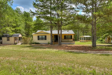 390 Bethcar Church Rd, Wagener, SC 29164