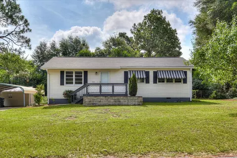 422 Kennebec St, Aiken, SC 29801
