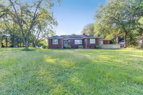 5616 Springfield Rd, Williston, SC 29853 photo 2