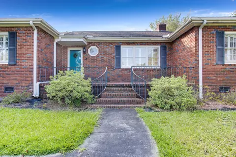 5616 Springfield Rd, Williston, SC 29853