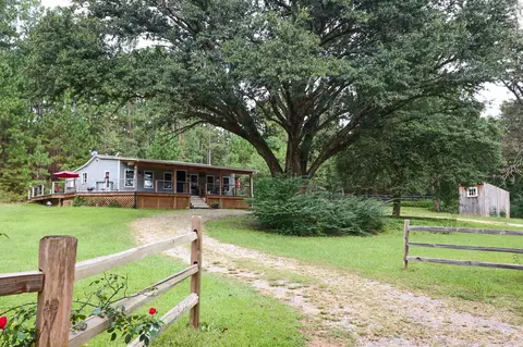 269 Bluffwood Rd, Wagener, SC 29164