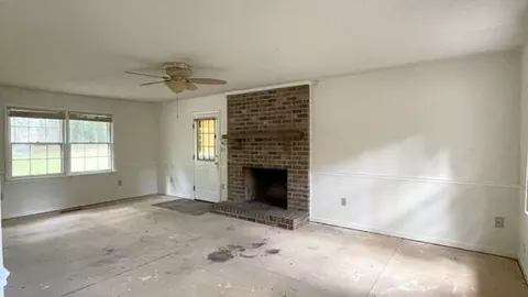180 S Circle Dr NW, Orangeburg, SC 29118