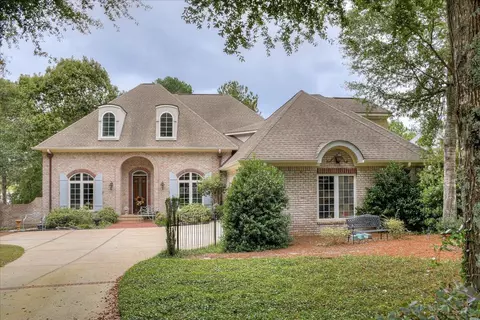 225 Birch Tree Cir, Aiken, SC 29803
