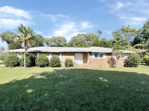 327 E Pine Log Rd, Aiken, SC 29803