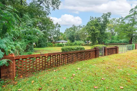 327 Chesterfield St N, Aiken, SC 29801