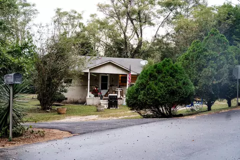 6 Leonard St, Warrenville, SC 29851
