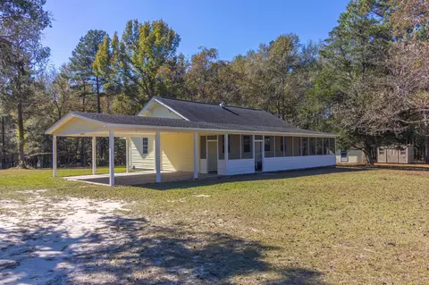 124 Broome Ln, Jackson, SC 29831